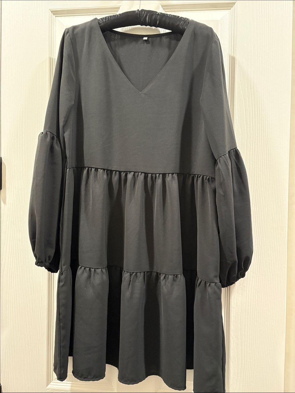 Women's Black Tiered V-Neck Dress